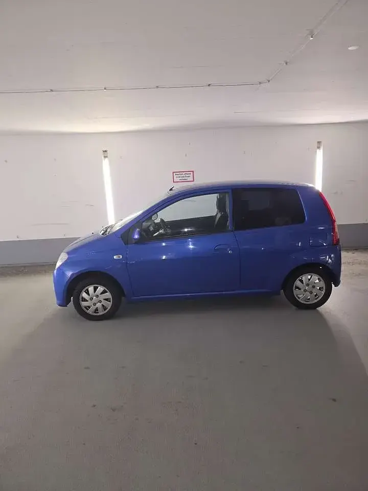 Gebraucht Daihatsu Cuore Plus 58 PS (42 kW) 2006 Blau Kleinwagen