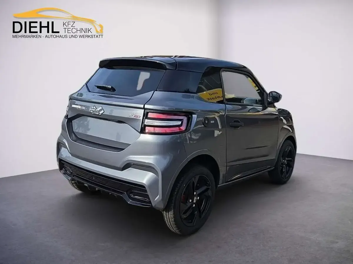 Neu Ligier JS50 2026 Graphite grau Kleinwagen