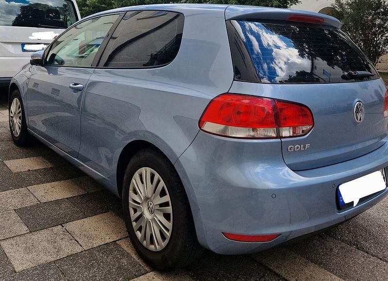Blau Gebraucht 2008 VW Golf VI Limousine | 2.990 € (Guter Preis) - Bild 1/4