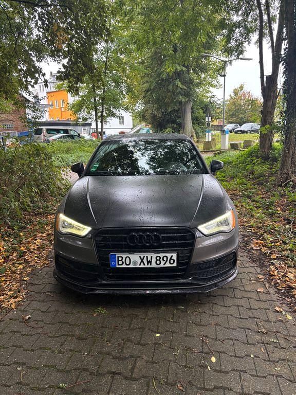 Braun Gebraucht 2013 Audi A3 S-Line Limousine | 10.000 € (Fairer Preis) - Bild 1/4