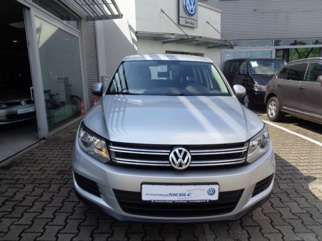Gebraucht VW Tiguan 140 PS (102 kW) 2014 Silber metallic SUV