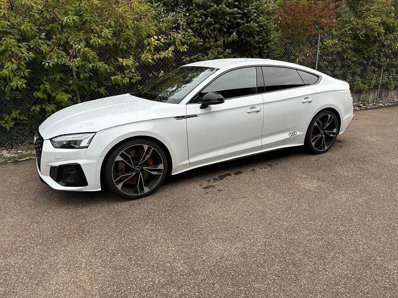 Weiß Gebraucht 2021 Audi S5 Sportback Sport Kleinwagen | 36.900 € (Guter Preis) - Bild 1/4