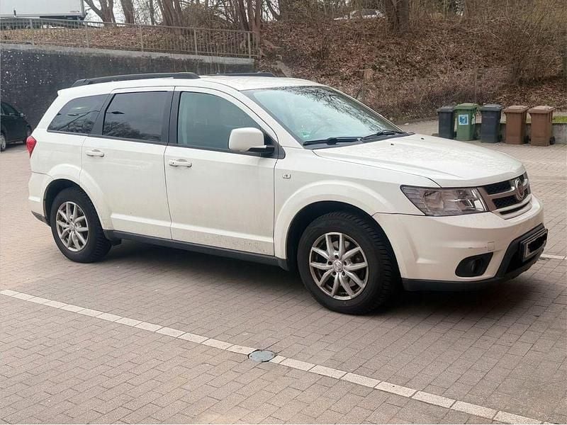 Gebraucht Fiat Freemont 170 PS (125 kW) 2013 Weiß SUV