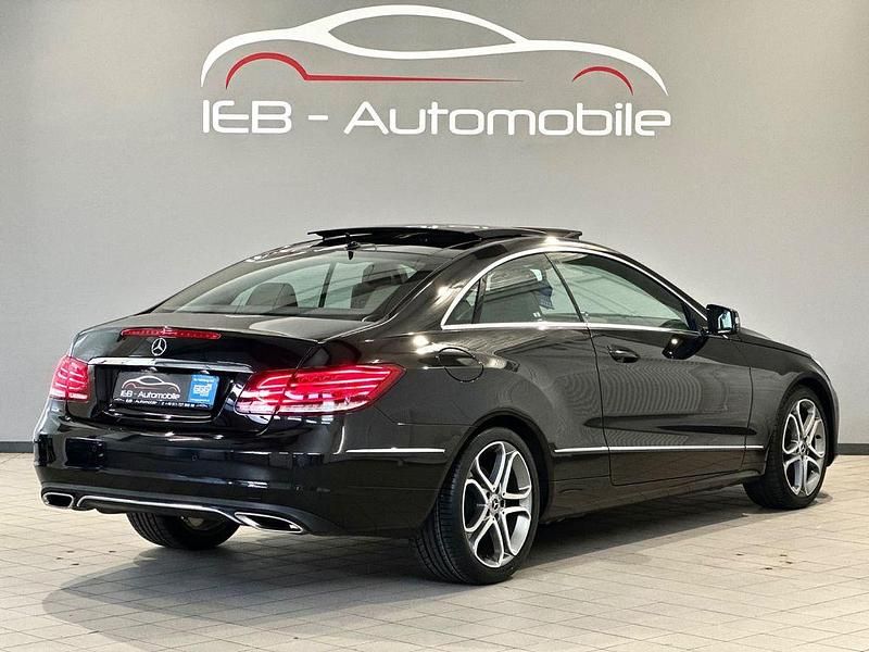 Gebraucht Mercedes E250 211 PS (155 kW) 2013 Schwarz Coupé