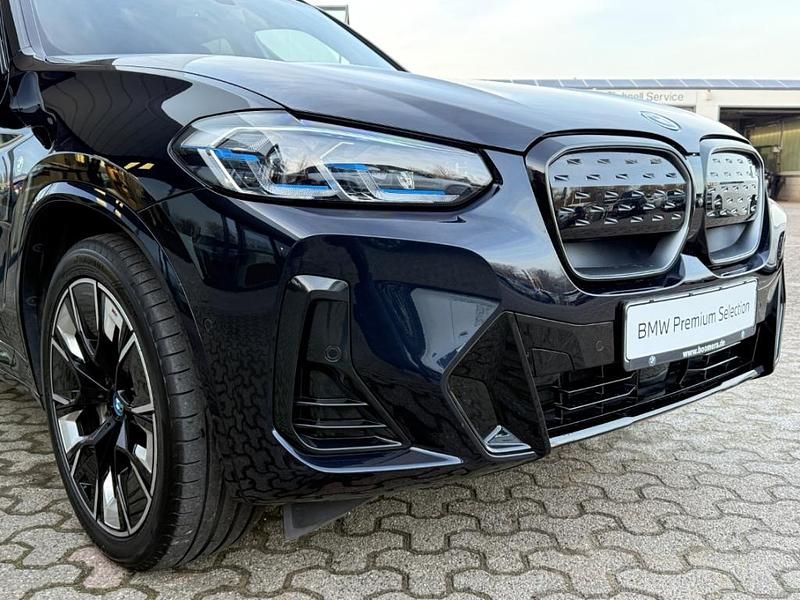 Gebraucht BMW iX3 Impressive 210 kW (286 PS) 2022 Schwarz SUV