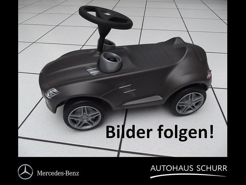 Rot Gebraucht 2020 Mercedes GLA200 Progressive SUV | 25.200 € (Superpreis) - Bild 1/3