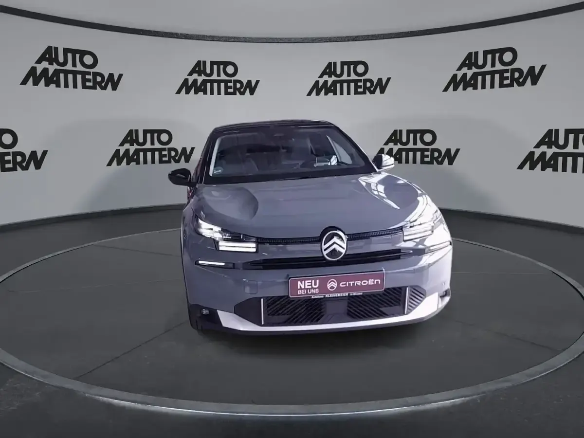 Ny Citroën e-C4 84 kW (115 HK) 2025 Grøn Sedan