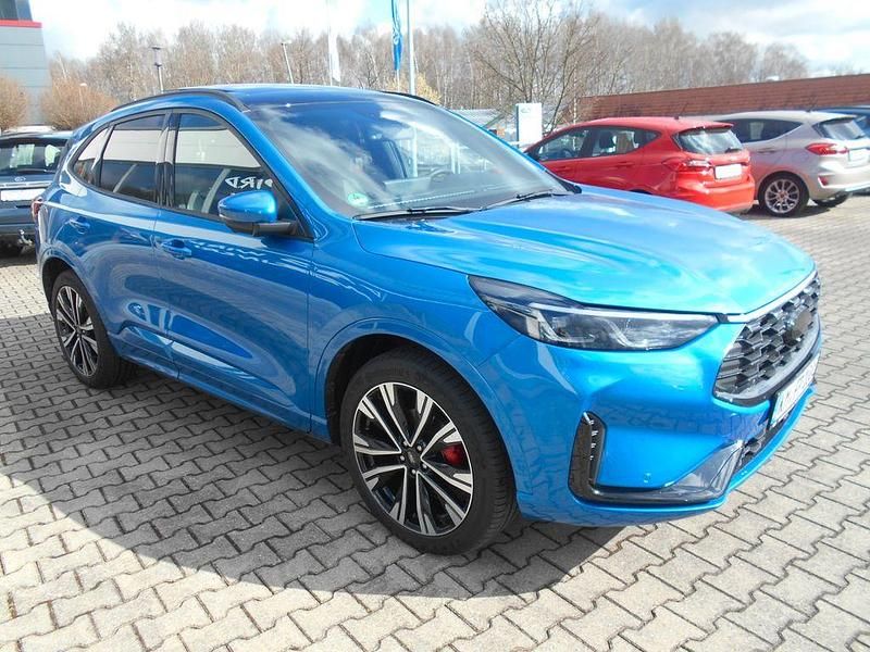 Gebraucht Ford Kuga ST-Line X 242 PS (177 kW) 2025 Blau SUV