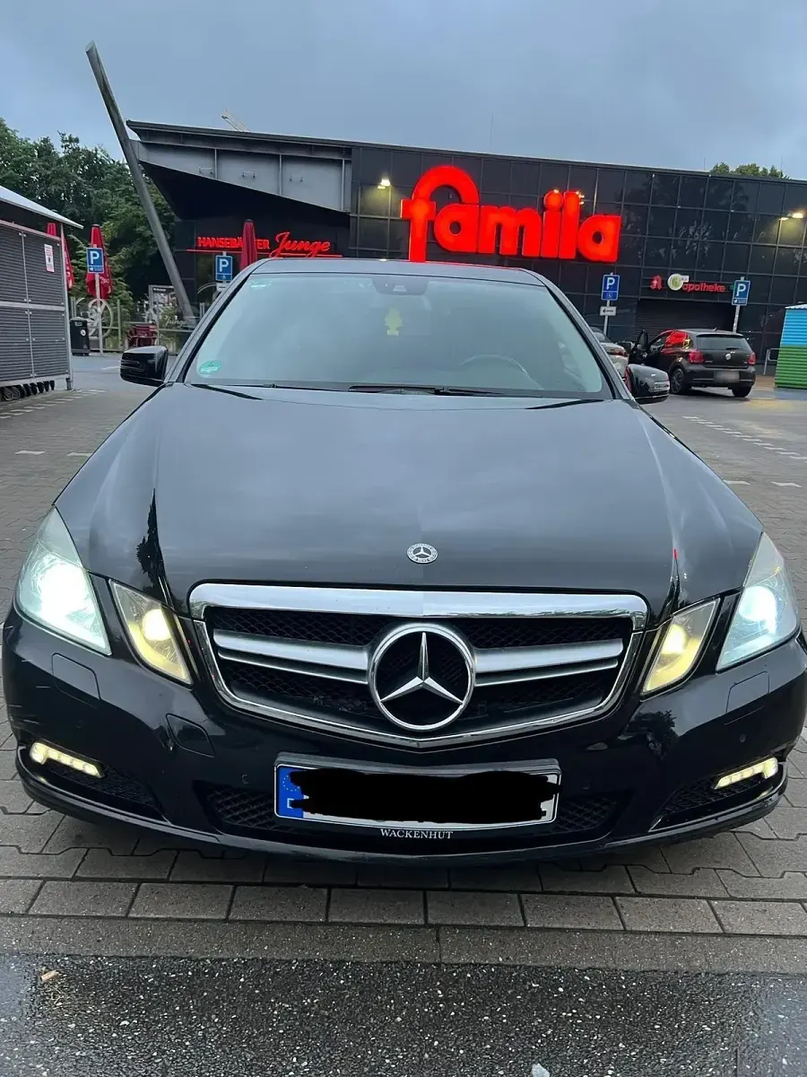 Brugt Mercedes E220 177 HK (130 kW) 2010 Sort Sedan