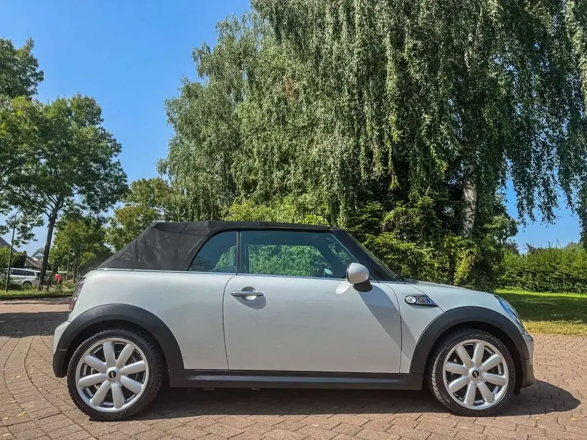 Usata Mini Cooper S Cabriolet 184 CV (135 kW) 2012 Grigio Cabrio