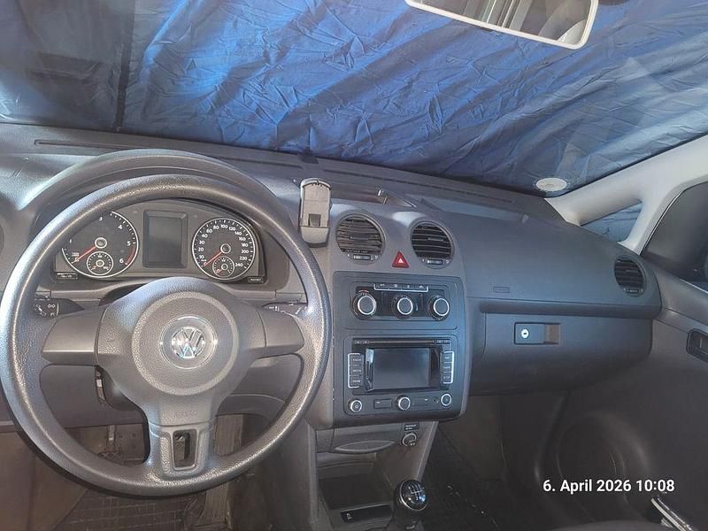 Gebraucht VW Caddy 102 PS (75 kW) 2015 Weiß Van / Kleinbus