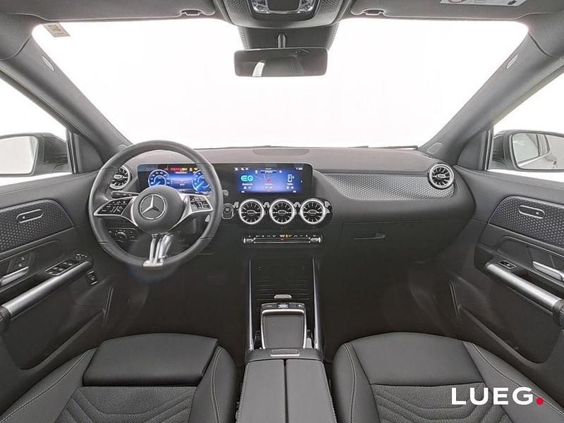 Gebraucht Mercedes EQA300 Progressive 167 kW (228 PS) 2024 Schwarz SUV