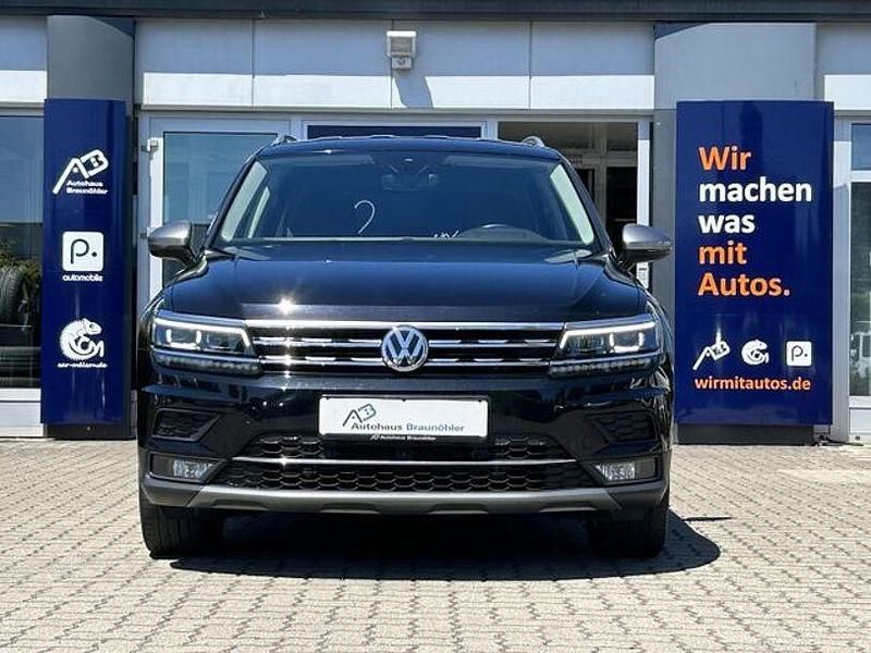 Deep black perleffekt Gebraucht 2018 VW Tiguan Allspace Highline SUV | 24.950 € (Fairer Preis) - Bild 1/4