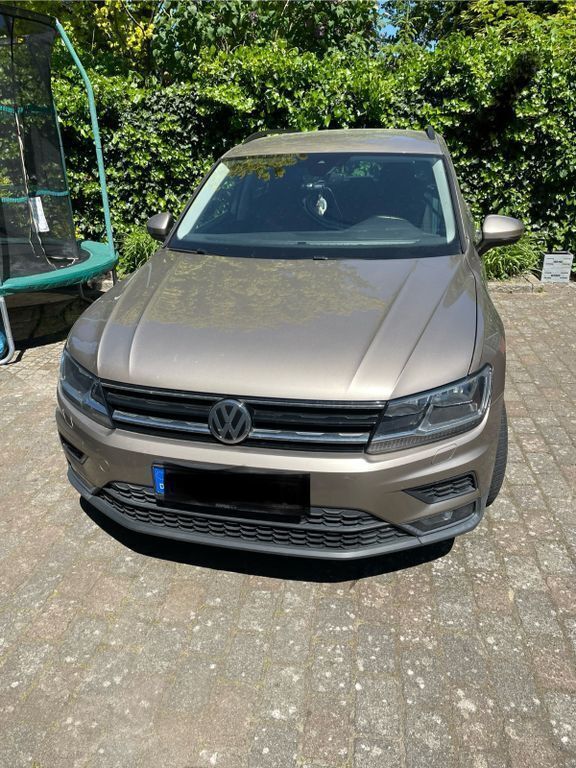 Beige Gebraucht 2017 VW Tiguan Trendline SUV | 16.500 € (Fairer Preis) - Bild 1/4