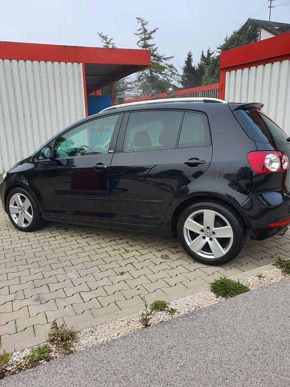Gebraucht VW Golf Plus Cross Style 140 PS (102 kW) 2012 Schwarz Van / Kleinbus
