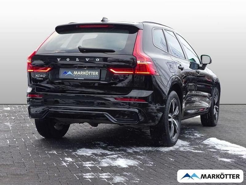 Gebraucht Volvo XC60 Plus 197 PS (144 kW) 2022 Schwarz SUV