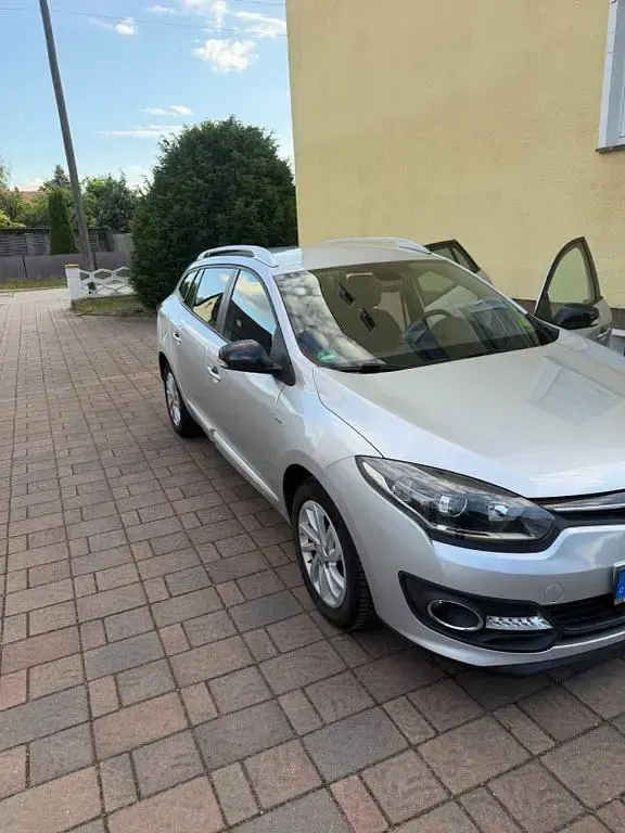 Gebraucht Renault Mégane III LIMITED 116 PS (85 kW) 2016 Grau Limousine