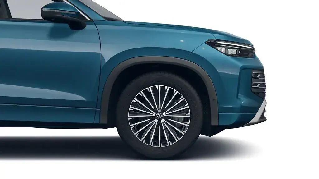 Gebraucht VW Tayron Elegance 150 PS (110 kW) 2025 Nightshade blue metallic SUV