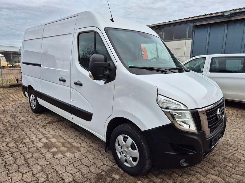 Gebraucht Nissan Interstar 150 PS (110 kW) 2022 Weiß Van
