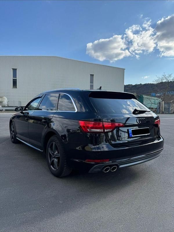 Usata Audi A4 Design 190 CV (139 kW) 2017 Nero Station wagon