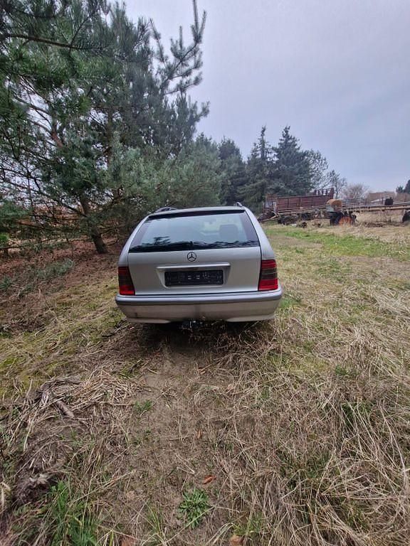 Gebraucht Mercedes 240 170 PS (125 kW) 1999 Grau Limousine