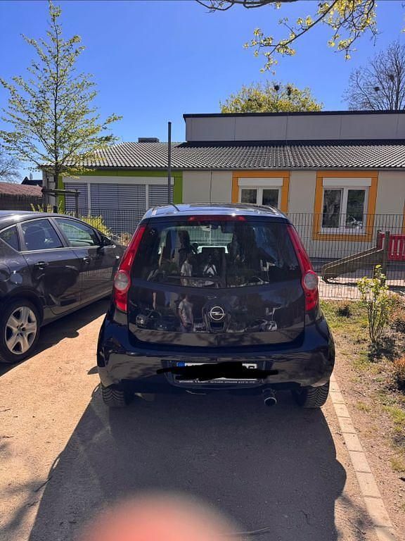 Second-hand Opel Agila 80 CP (58 kW) 2008 Negru Hatchback