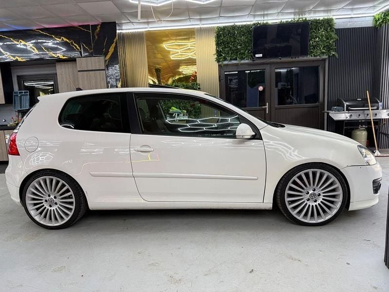 Gebraucht VW Golf V GT 140 PS (102 kW) 2007 Weiß Limousine