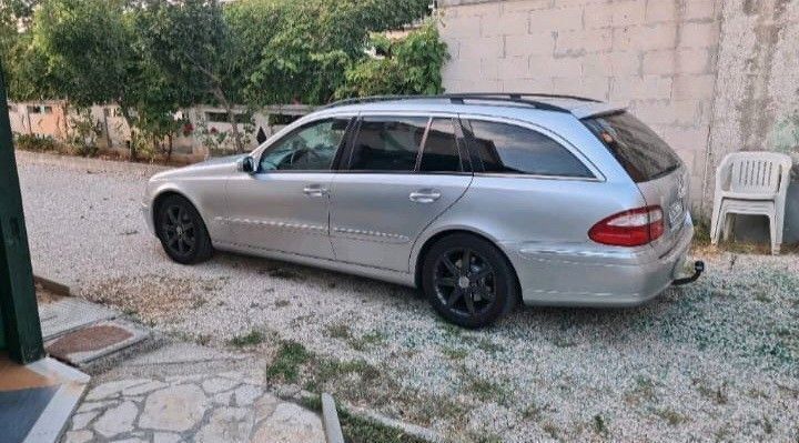 Silber Gebraucht 2005 Mercedes E280 Elegance Kombi | 4.000 € (Fairer Preis) - Bild 1/4