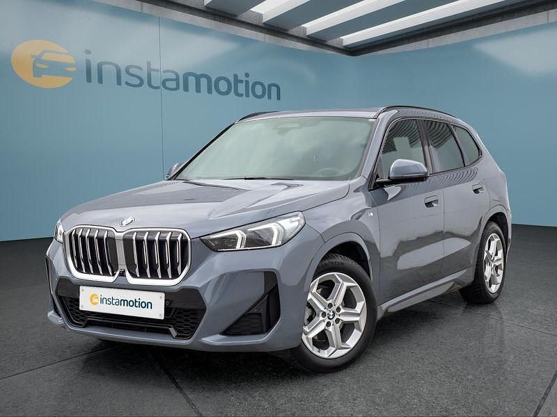 Grau Gebraucht 2024 BMW 120 Kleinwagen | 45.749 € - Bild 1/4