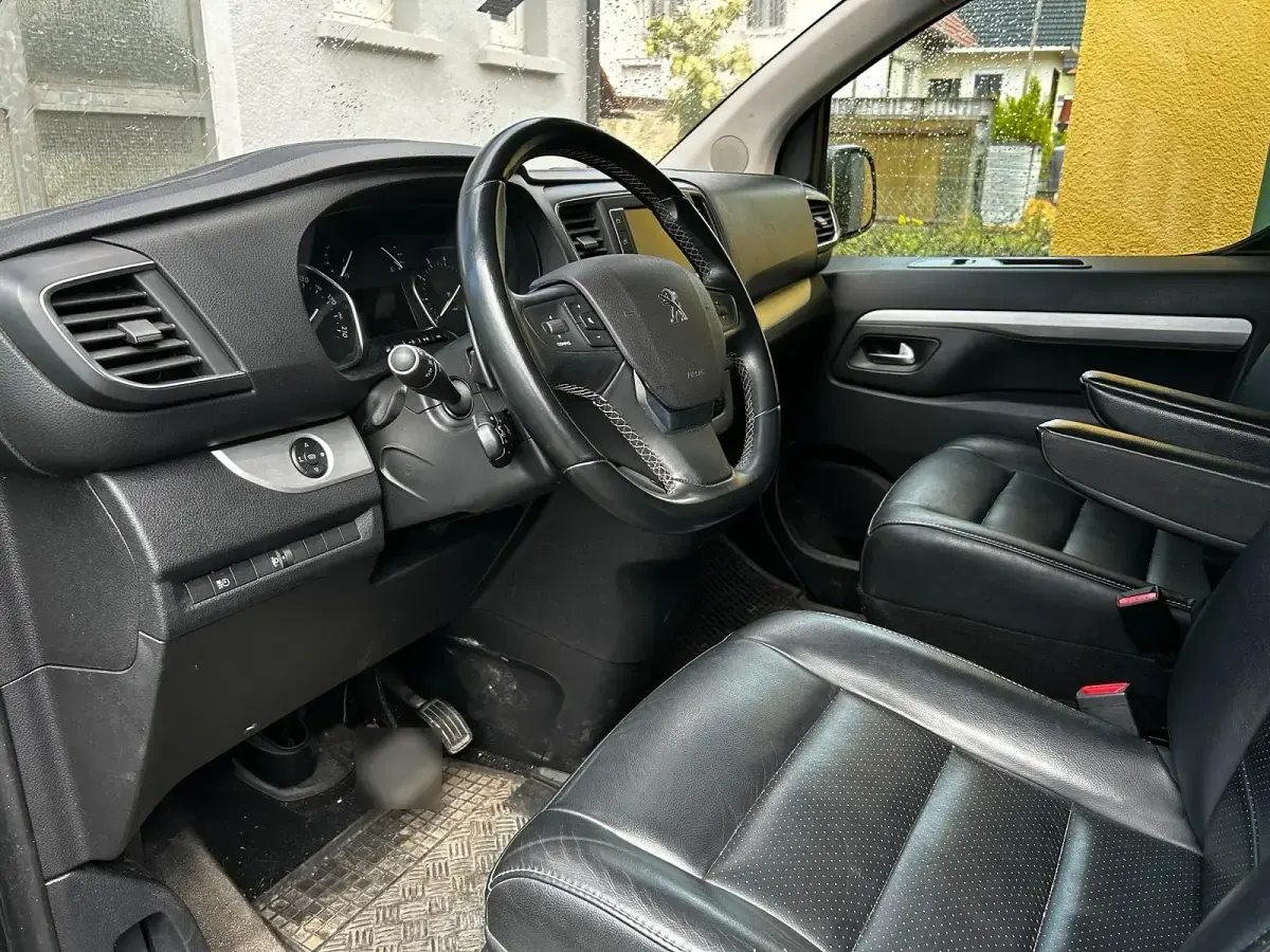 Gebraucht Peugeot Traveller 170 PS (125 kW) 2019 Schwarz Van / Kleinbus