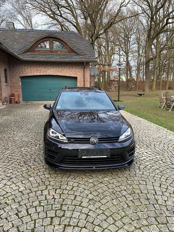 Schwarz Gebraucht 2015 VW Golf VII R Kombi | 14.999 € (Guter Preis) - Bild 1/4