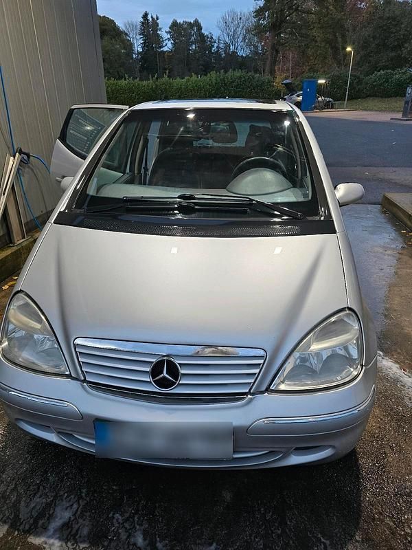 Gebraucht Mercedes A170 115 PS (84 kW) 2001 Silber Kleinwagen