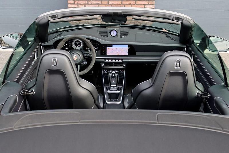 Gebraucht Porsche 992 650 PS (478 kW) 2023 Grau Cabrio