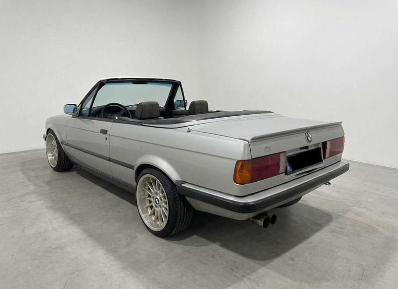 Gebraucht BMW 320 Cabriolet 129 PS (94 kW) 1989 Silber Cabrio
