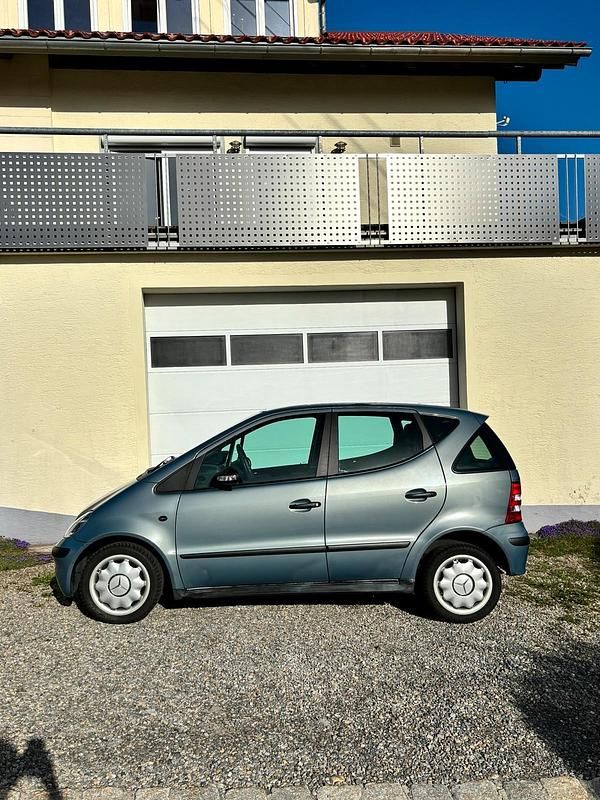 Gebraucht Mercedes A160 102 PS (75 kW) 2004 Blau Kleinwagen