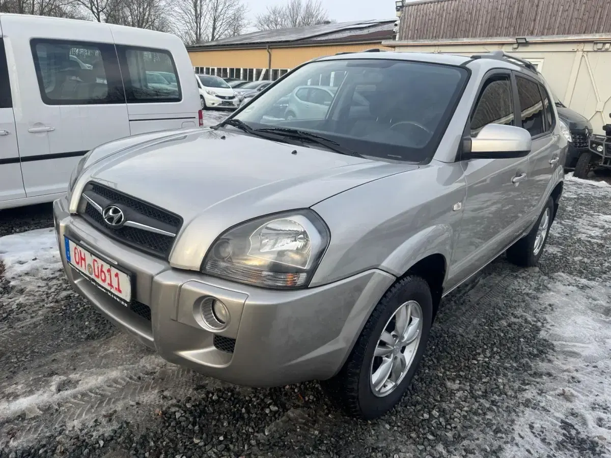 Gebraucht Hyundai Tucson GLS 175 PS (128 kW) 2008 Silber SUV