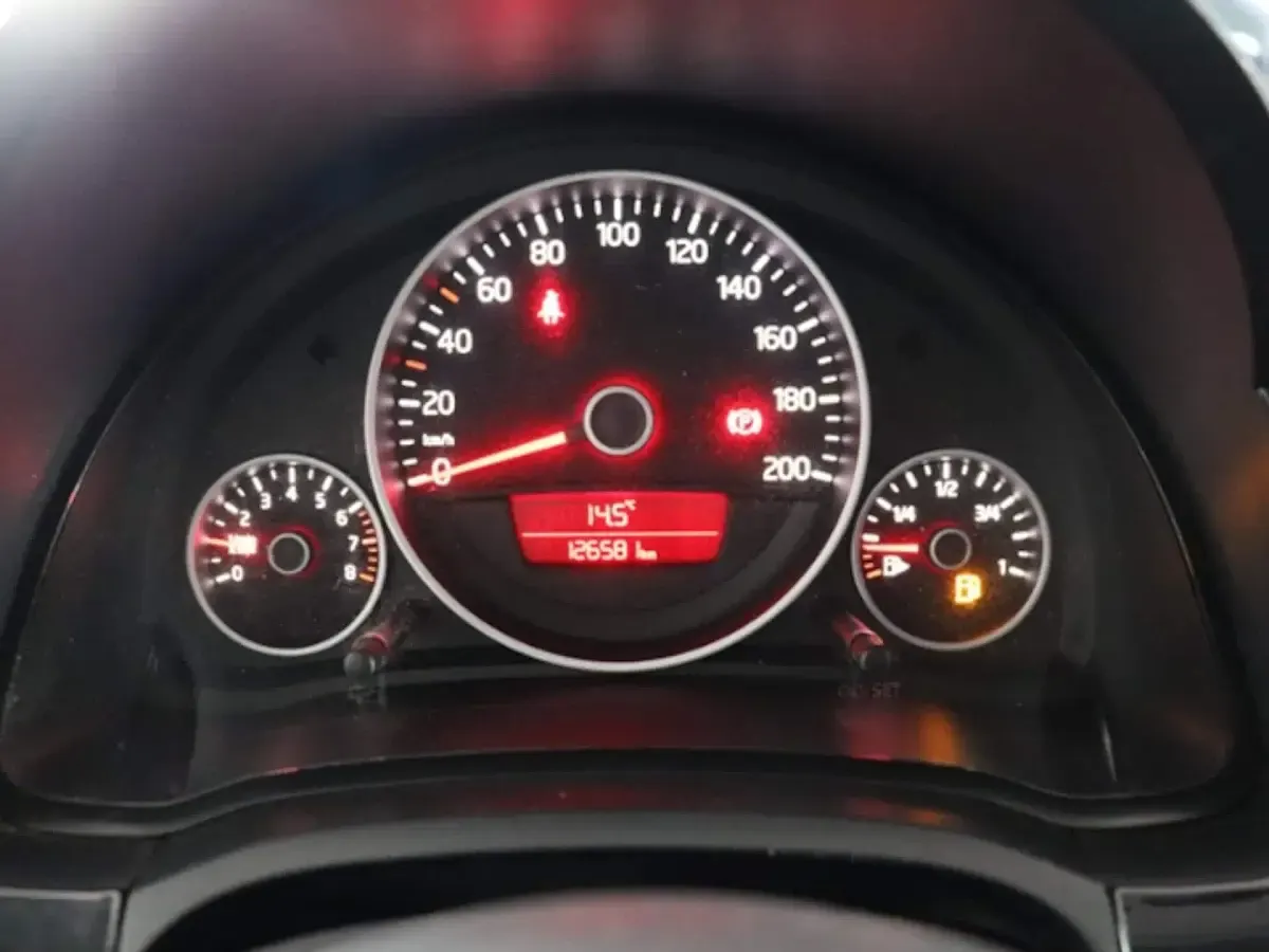 Gebraucht VW up! Move 75 PS (55 kW) 2012 Deep black perleffekt (metallic) Kleinwagen