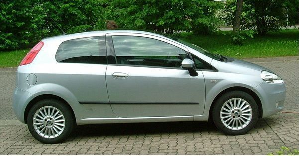 Grau metallic Gebraucht 2006 Fiat Grande Punto Dynamic Kleinwagen | 4.999 € (Teuer) - Bild 1/4