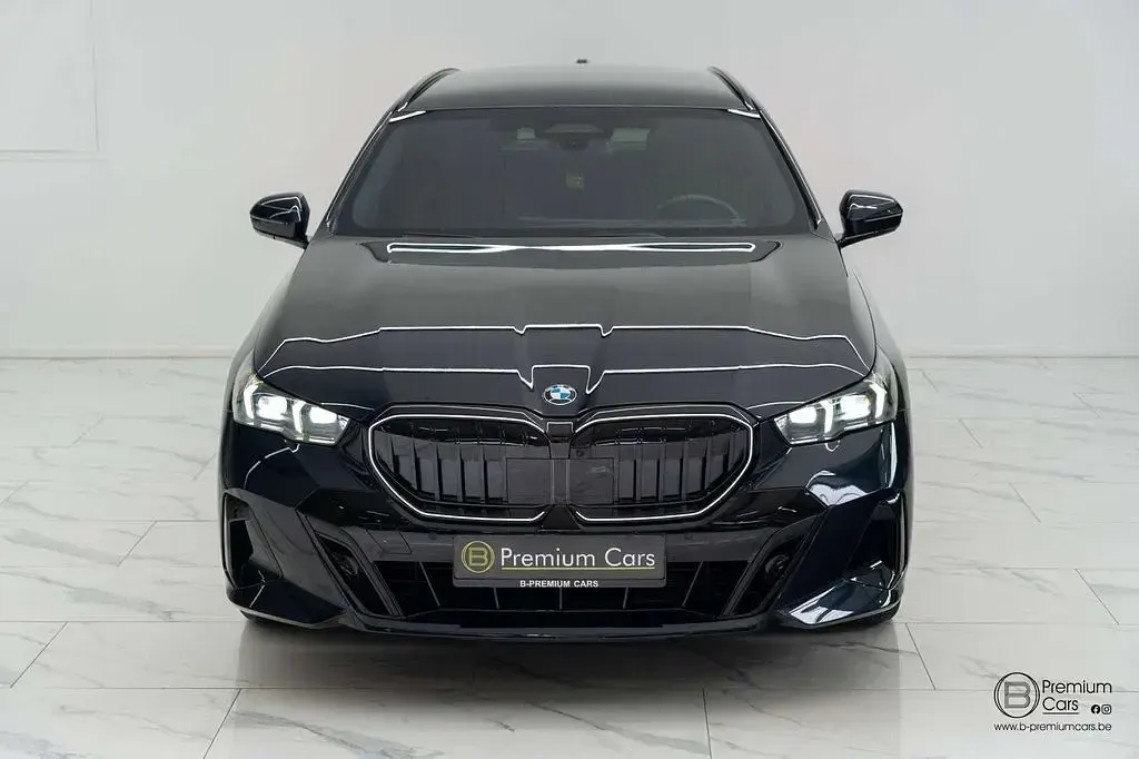 Gebraucht BMW 540 286 PS (210 kW) 2025 Schwarz Kombi