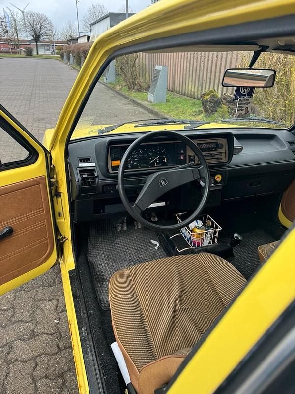 Gebraucht VW Golf I 60 PS (44 kW) 1980 Gelb Kleinwagen