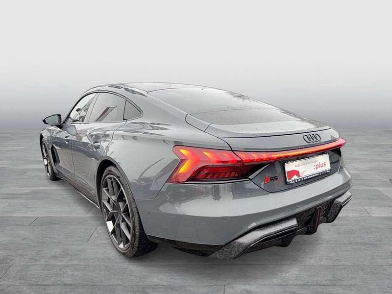 Gebraucht Audi e-tron GT quattro Performance 620 kW (843 PS) 2024 Grau Limousine