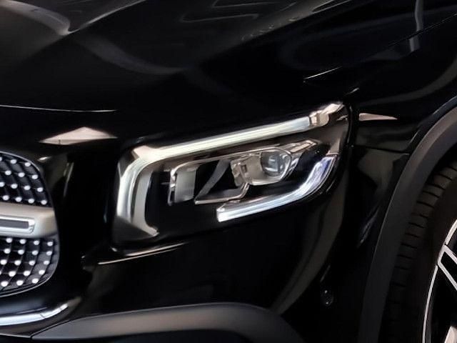 Schwarz Gebraucht 2022 Mercedes GLB200 AMG SUV | 35.940 € (Etwas zu teuer) - Bild 1/4