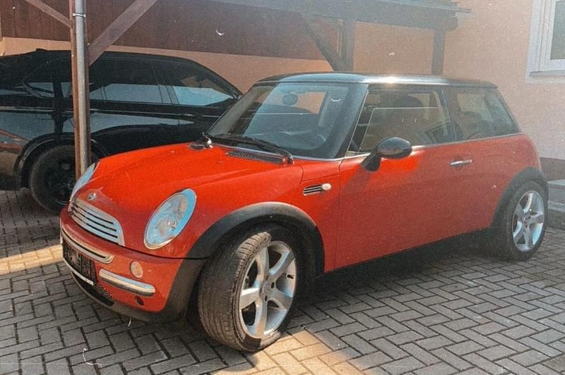 Rot Gebraucht 2004 Mini Cooper Kleinwagen | 2.500 € (Fairer Preis) - Bild 1/2