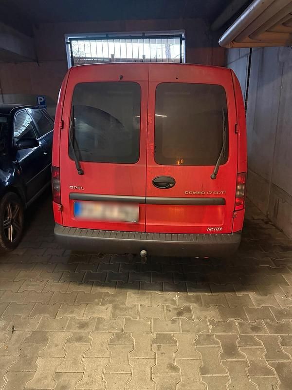 Gebraucht Opel Combo 105 PS (77 kW) 2009 Rot Van / Kleinbus