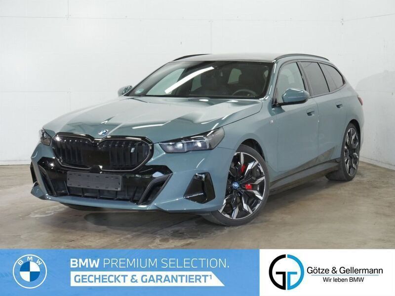 Cape york grün Gebraucht 2024 BMW i5 Performance Limousine | 64.440 € - Bild 1/4