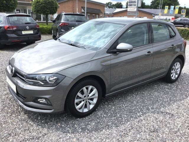 Grau Gebraucht 2018 VW Polo Highline Limousine | 15.000 € (Guter Preis) - Bild 1/4