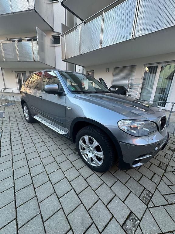 Grau Gebraucht 2011 BMW X5 M Sport SUV | 14.499 € (Guter Preis) - Bild 1/4