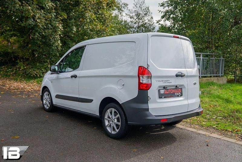 Gebraucht Ford Transit 75 PS (55 kW) 2019 Weiß Limousine