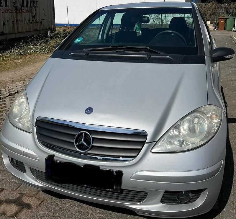 Silber Gebraucht 2007 Mercedes A150 Kleinwagen | 1.700 € (Teuer) - Bild 1/4