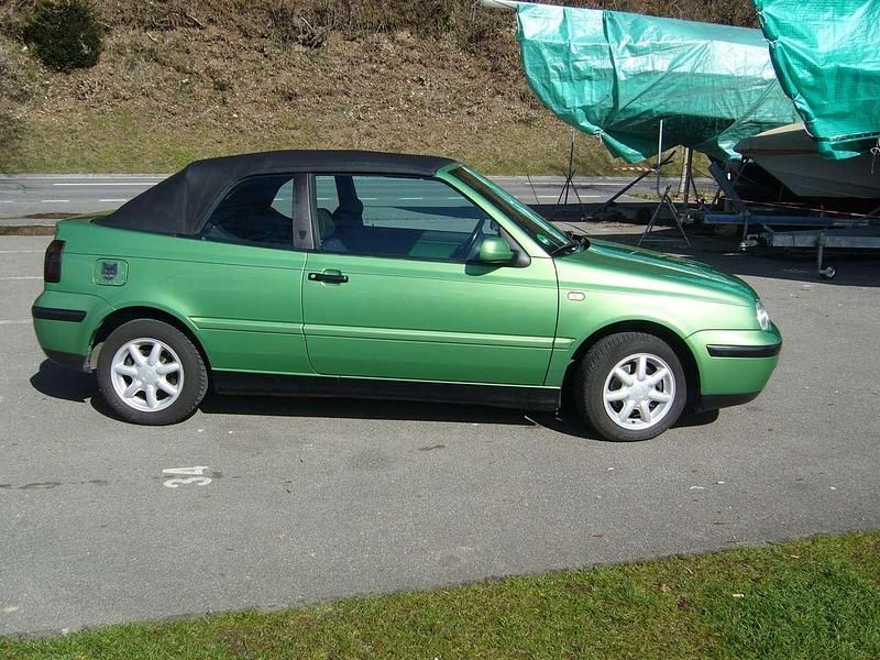 Gebraucht VW Golf Cabriolet 101 PS (74 kW) 1999 Grün Cabrio